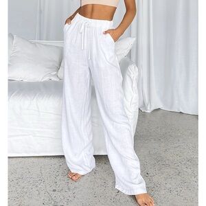 White Women's linen blend Pants